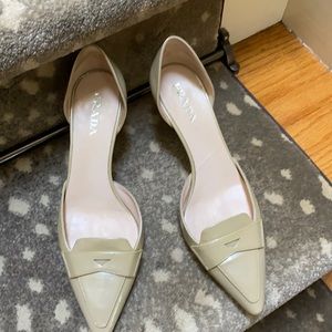 Prada 37 1/2 beige patent